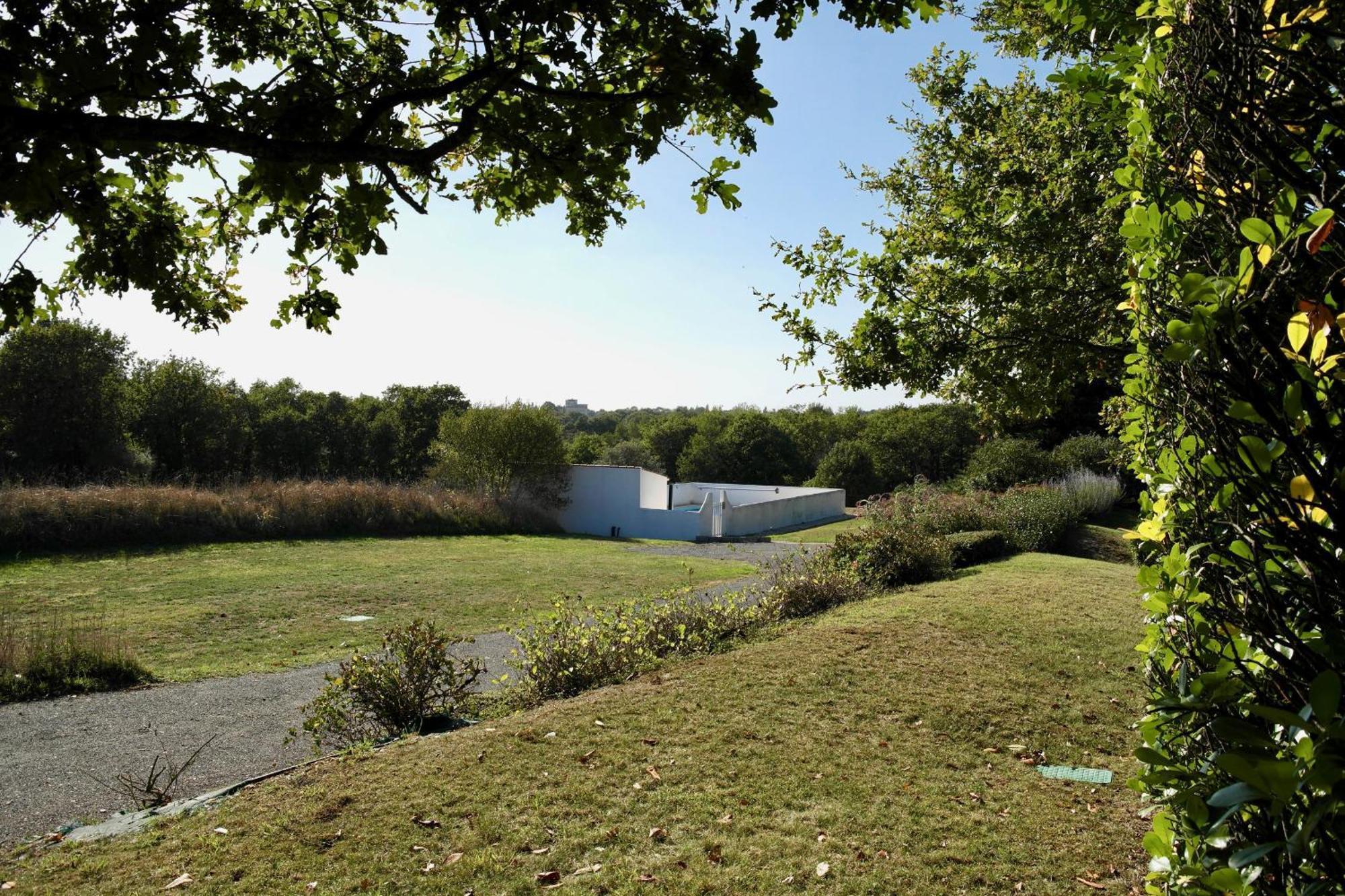 Maison De Campagne Pour 6 Avec Piscine Commequiers Exteriér fotografie